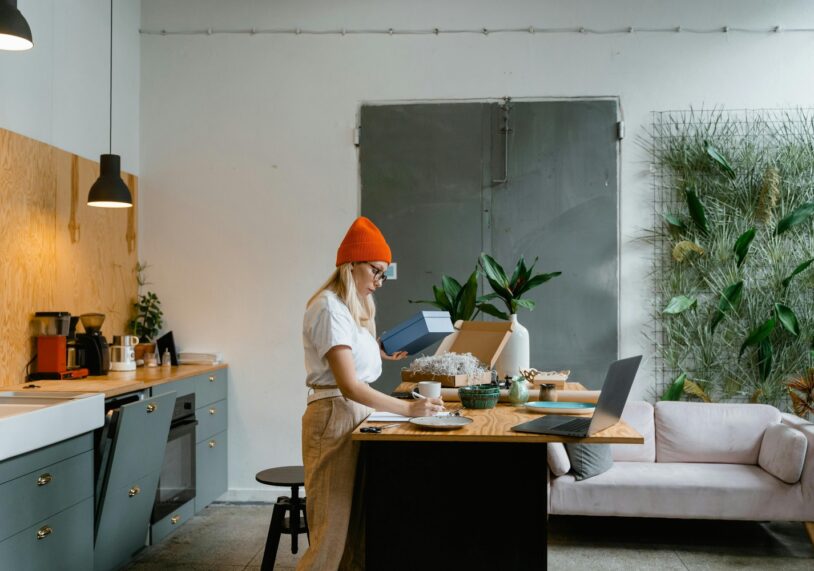 hiring_household_manager